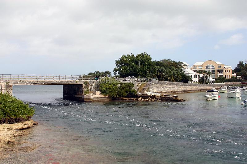 IMG_JE.FLV02.JPG - Flatt's Bridge and Palmetto Hotel, Bermuda