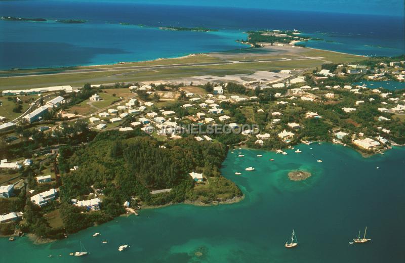 IMG_JE.AIR07.jpg - Aerial photograph of Frederick Wade International Airport, with St. David's in foreground