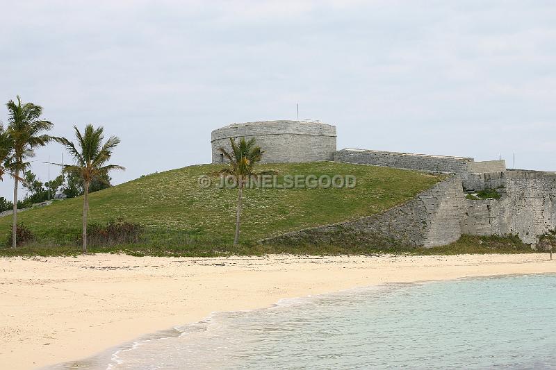 IMG_JE.BE15.JPG - St. Catherine's Fort and Beach, St. George's, Bermuda
