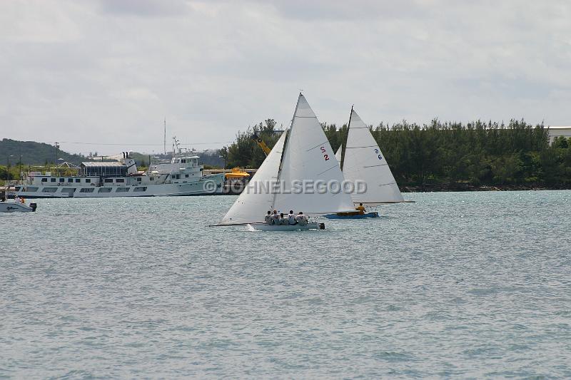 IMG_JE.BFD01.JPG - Dinghy Racing in St. George's Harbour