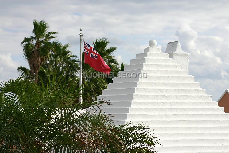 IMG_JE.FLG01.JPG - Flag and Buttery, Bermuda