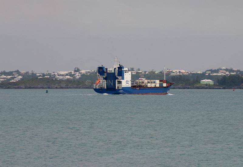 IMG_JE.BCL07.JPG - Container Ship, Oleander, leaving Hamilton, Bermuda