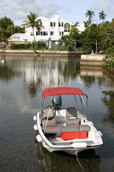 IMG_JE.BO64.JPG - Boston Whaler, Point Shares inlet, Pembroke, Bermuda