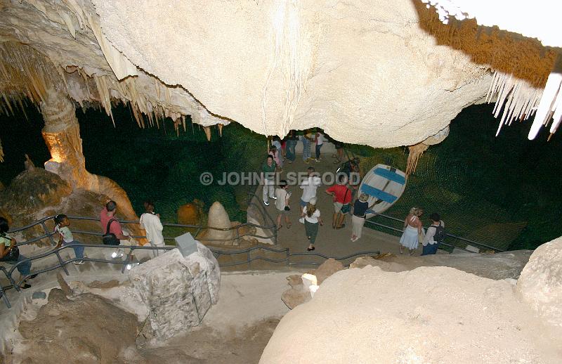 IMG_JE.CAV13.JPG - Fantasy Cave, Wilkinson Avenue, Bermuda