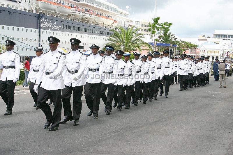 IMG_JE.VD25.JPG - Queens Birthday Parade, Front Street, Bermuda