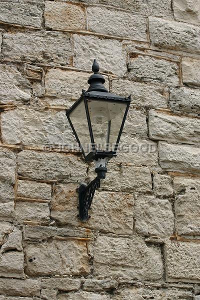 IMG_JE.DOC03.JPG - Old Lamp, Royal Naval Dockyard, Bermuda