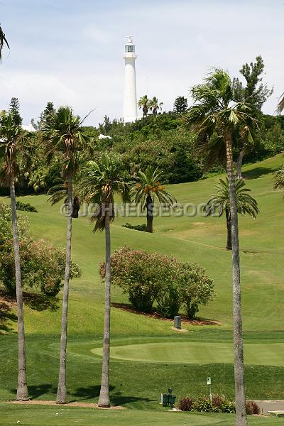 IMG_JE.FS04.JPG - Fairmont Southampton golf course and lighthouse, Bermuda