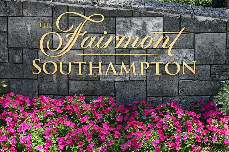 IMG_JE.FS08.JPG - Fairmont Southampton, signage, flowers, Bermuda, Resort, Golf, Tennis, Spa, South Shore