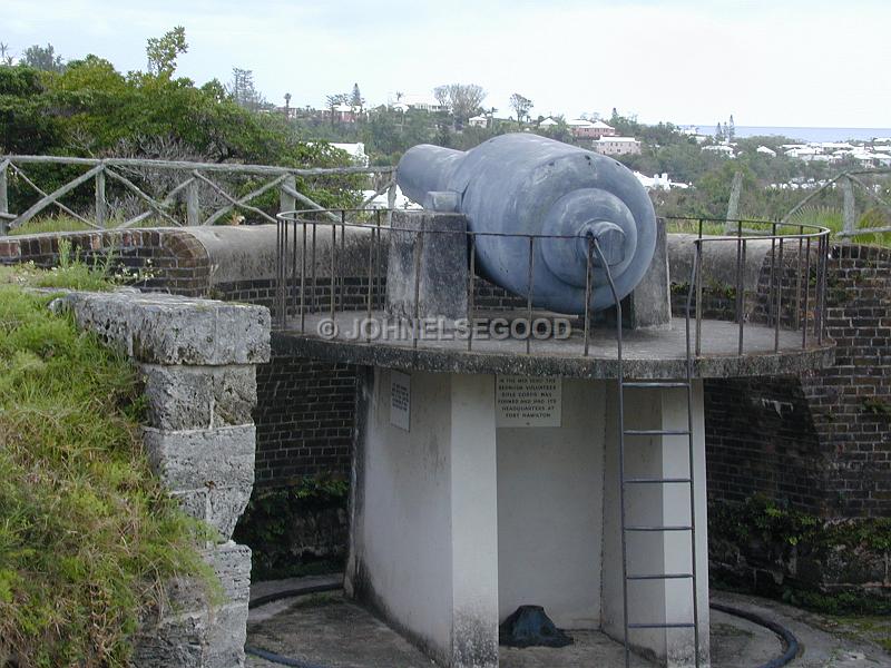 IMG_JE.FHAM06.JPG - Gun, Fort Hamilton, Bermuda