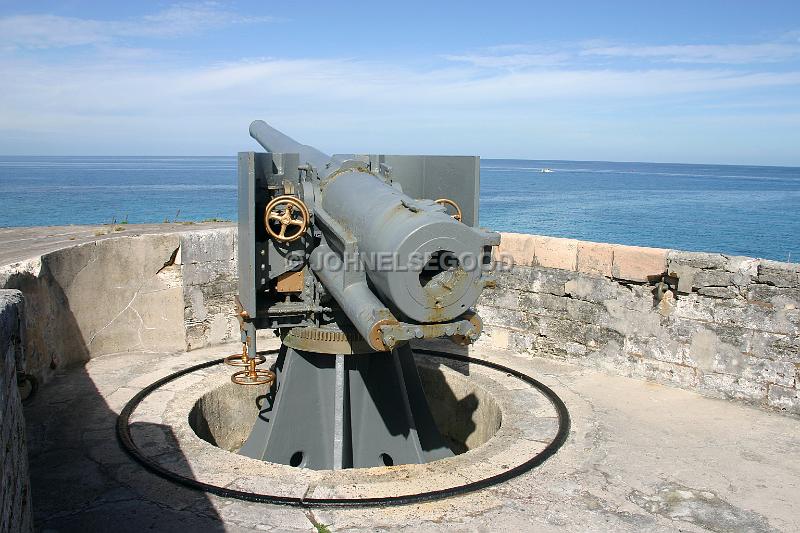IMG_JE.FTSTC07.JPG - Gun, Fort St. Catherines, St. George's, Bermuda