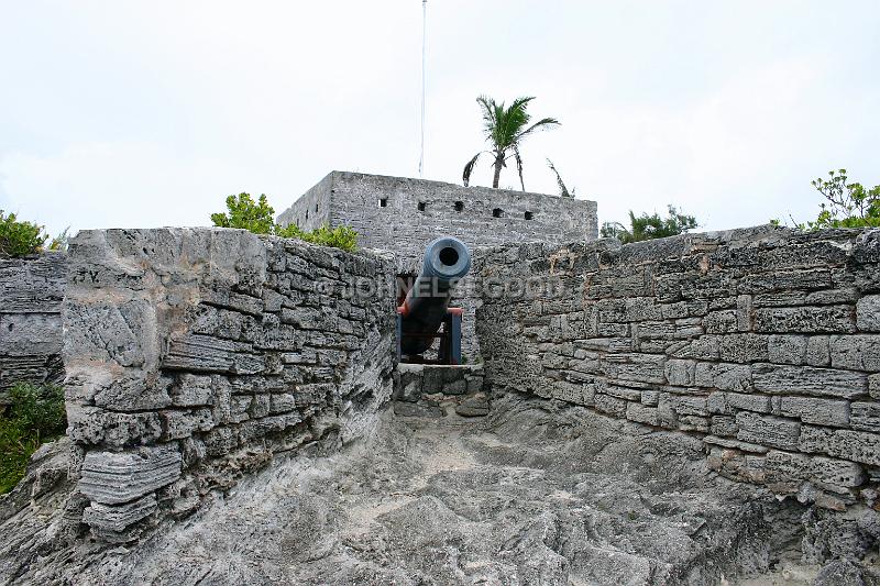 IMG_JE.GF08.JPG - Old Cannon, Gates Fort, St. George's