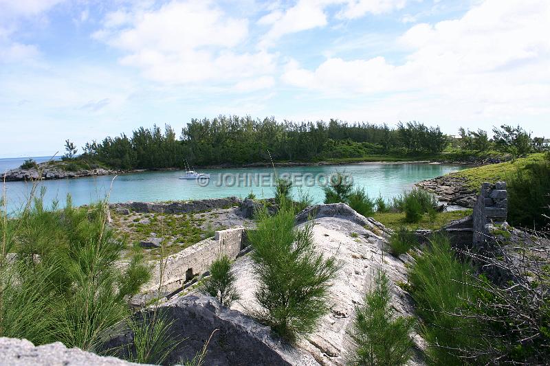 IMG_JE.MON07.JPG - Ferry Point Magazine ruins, Bermuda