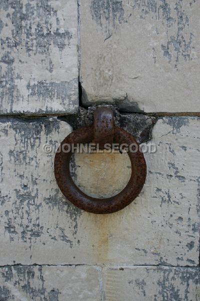 IMG_JE.MON11.jpg - Iron ring, Martello's Tower, Ferry Reach Park, Bermuda