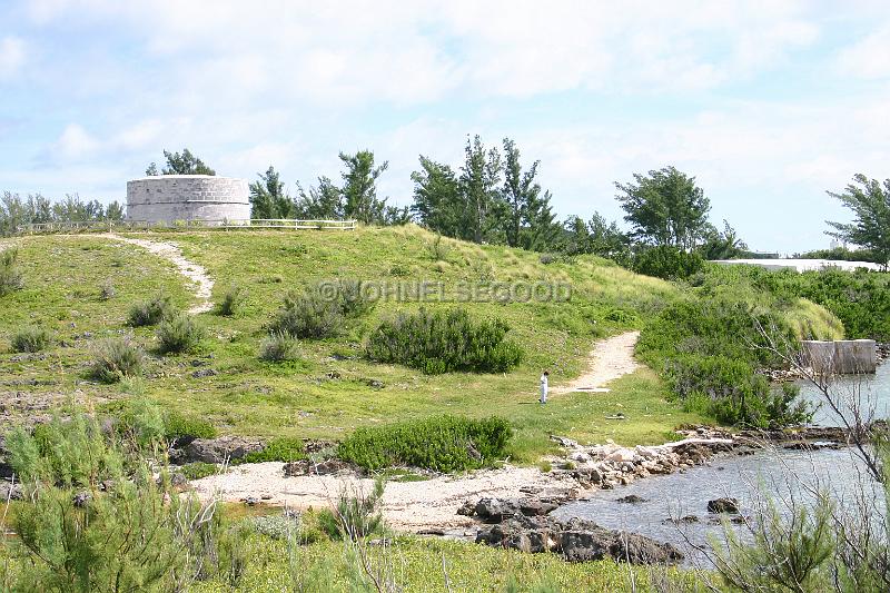 IMG_JE.MON19.JPG - Martello's Tower, Ferry Reach Park, Bermuda