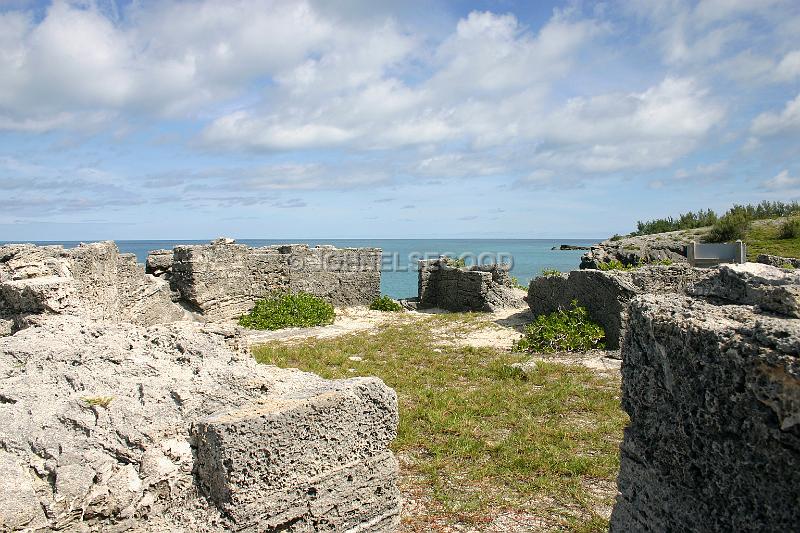 IMG_JE.MON22.JPG - Ferry Reach Forts, Bermuda