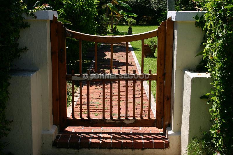 IMG_JE.GA08.JPG - Cedar Gate, Harbour Road, Paget, Bermuda