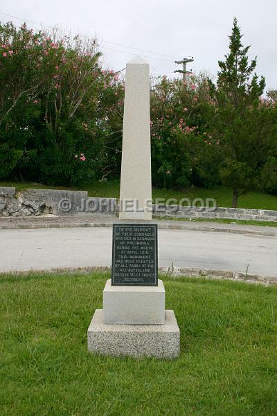 IMG_JE.GRAV01.JPG - War Memorial, Somerset Village, Bermuda