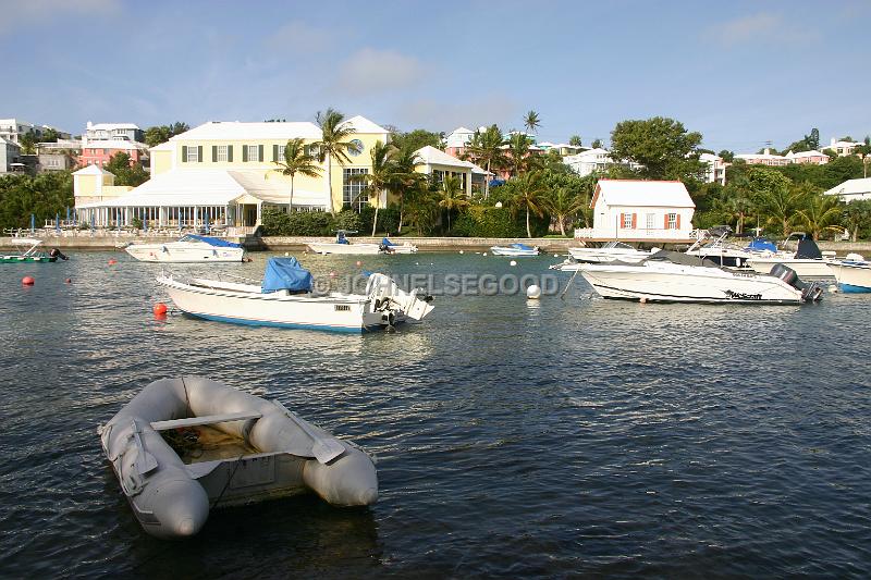 IMG_JE.HAM110.JPG - Bermuda Underwater Institute from Pomander Road, Bermuda