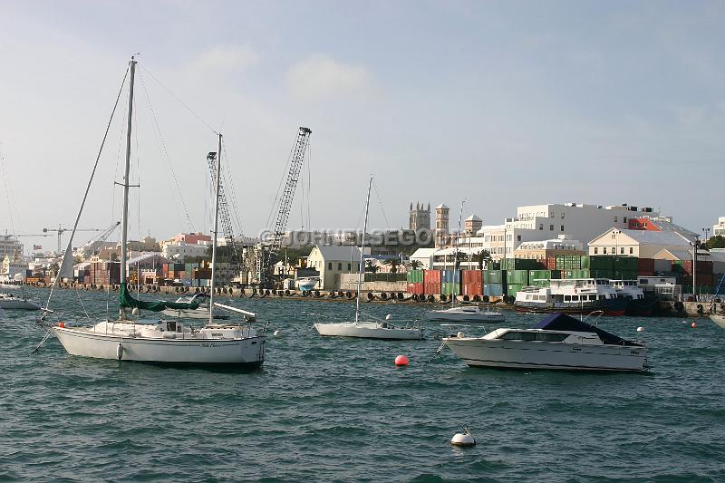 IMG_JE.HAM127.JPG - Hamilton and Cargo Docks, from water, Bermuda