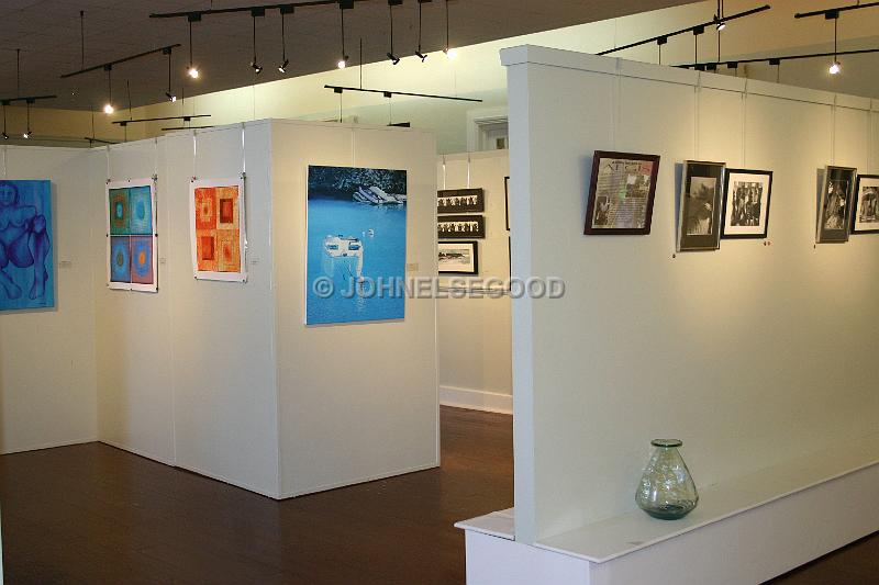 IMG_JE.HAM161.JPG - Exhibition at the BSOA, City Hall, Hamilton, Bermuda