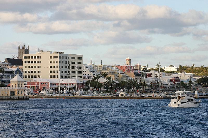 IMG_JE.HAM32.JPG - City of Hamilton, late afternoon from the harbour