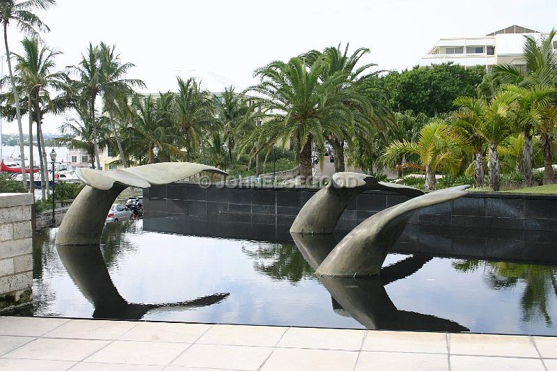 IMG_JE.HAM68.JPG - XL fountain, Hamilton, Bermuda