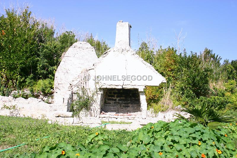 IMG_JE.HO10.JPG - Old Ruined House, South Shore Road, Paget, Bermuda