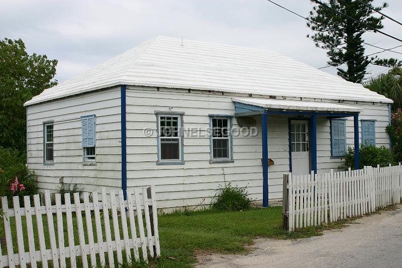 IMG_JE.HO23.JPG - Old Wooden Cottage, Sound View Road, Somerset, Bermuda