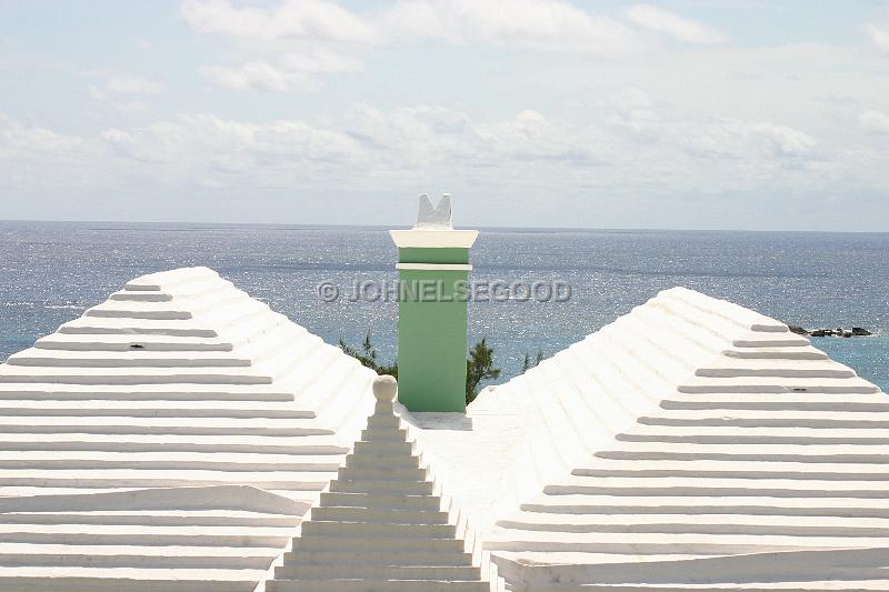 IMG_JE.HO31.JPG - Roofline and Chimney,  South Shore, Bermuda