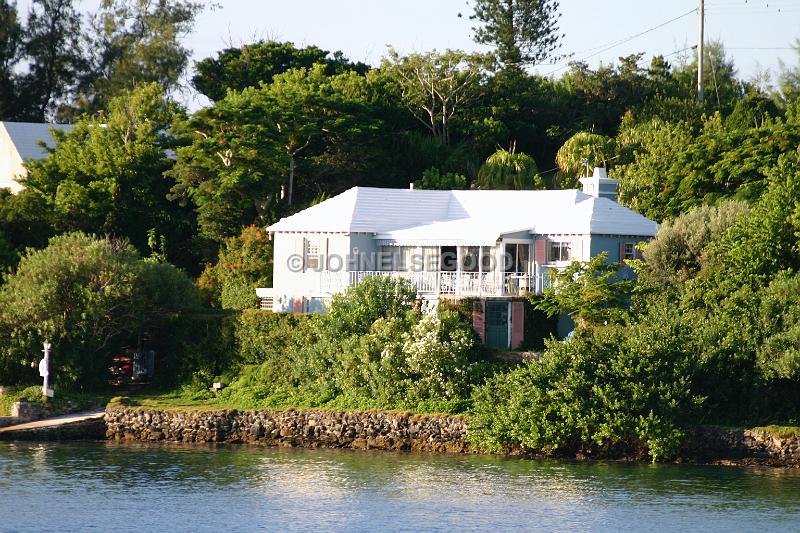 IMG_JE.HO38.JPG - Bermuda House and Dock