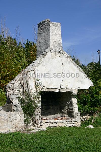 IMG_JE.HO45.JPG - Old Ruin, Paget, Bermuda