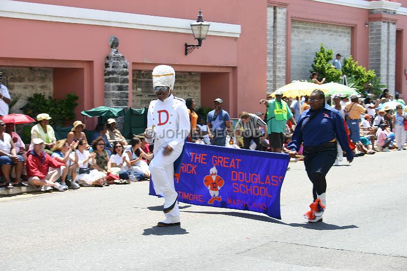 IMG_JE.BDADY110.JPG - Bermuda Day Parade, US College Band, Front Street, Bermuda