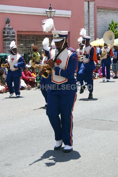 IMG_JE.BDADY113.JPG - Bermuda Day Parade, US College Band, Front Street, Bermuda