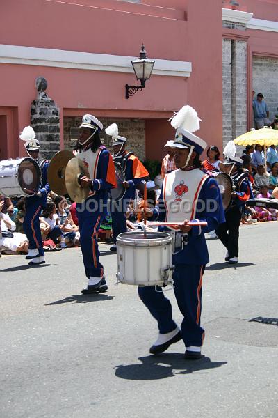 IMG_JE.BDADY119.JPG - Bermuda Day Parade, US College Band, Front Street, Bermuda
