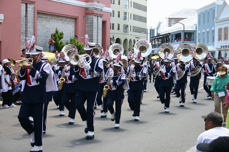 IMG_JE.BDADY137.JPG - Bermuda Day Parade, US College Band, Front Street, Bermuda