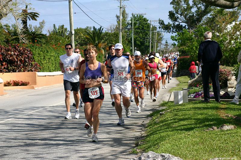 IMG_JE.BDADY33.JPG - Runners, Half Marathon, Bermuda Day, Bermuda