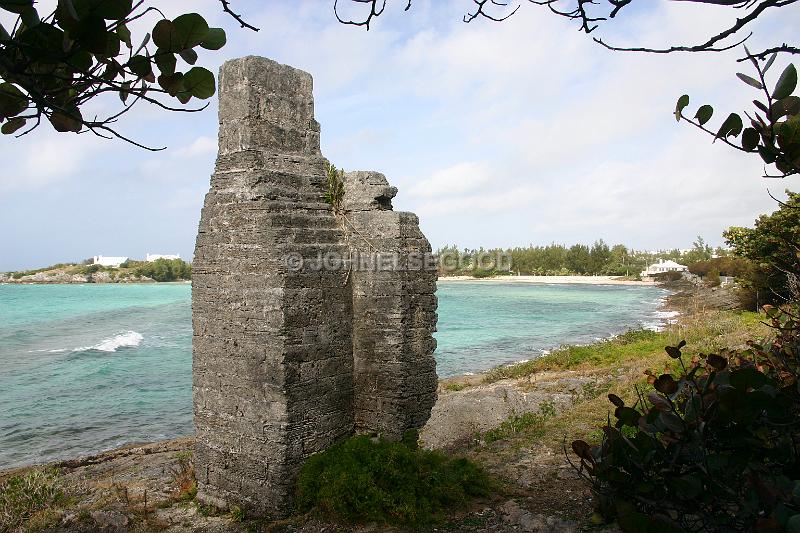 IMG_JE.RT03.JPG - Old Ruin on Railway Trail, Shelly Bay, Bermuda