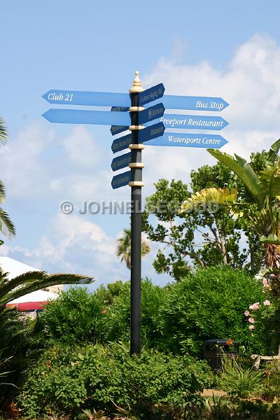 IMG_JE.SI11.JPG - Signage at Dockyard, Bermuda