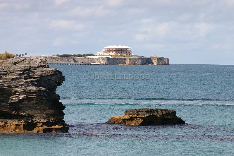 IMG_JE.SP03.JPG - Commissioner's House, Dockyard from Spanish Point, Bermuda