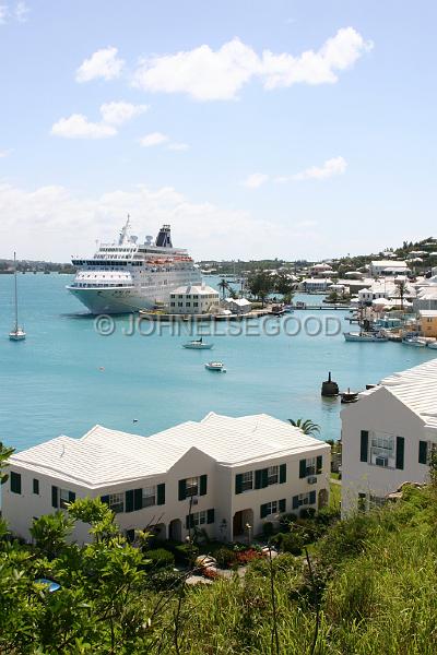 IMG_JE.SG29.JPG - Cruise Ship in St. George's from Convict Bay, Bermuda
