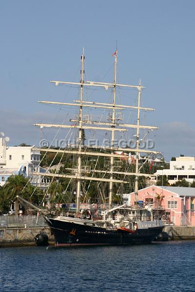 IMG_JE.TS10.JPG - Tall Ship docked on Front Street, Hamilton, Bermuda