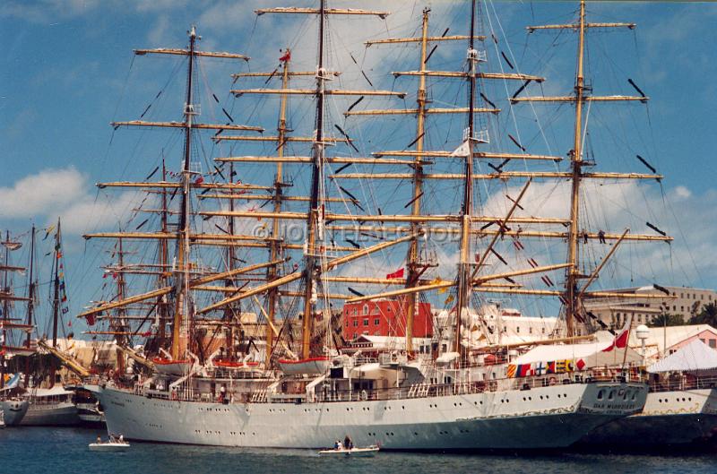 IMG_JE.TS12.jpg - Tall Ships docked in Hamilton, Bermuda