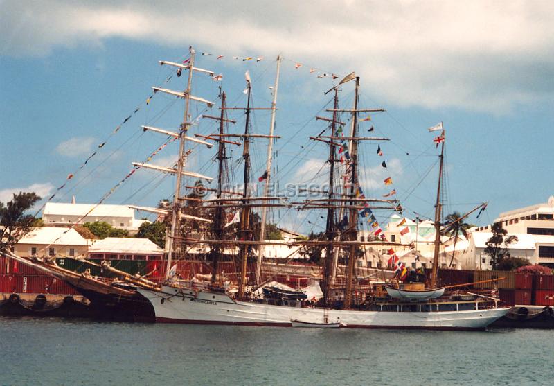 IMG_JE.TS19.jpg - Tall Ship docked in Hamilton, Bermuda