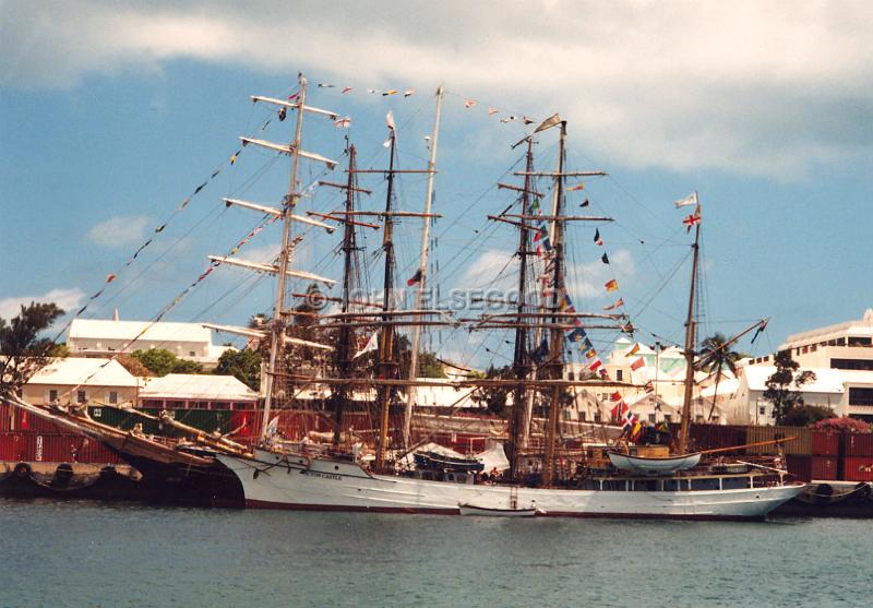 IMG_JE.TS19.jpg - Tall Ship docked in Hamilton, Bermuda