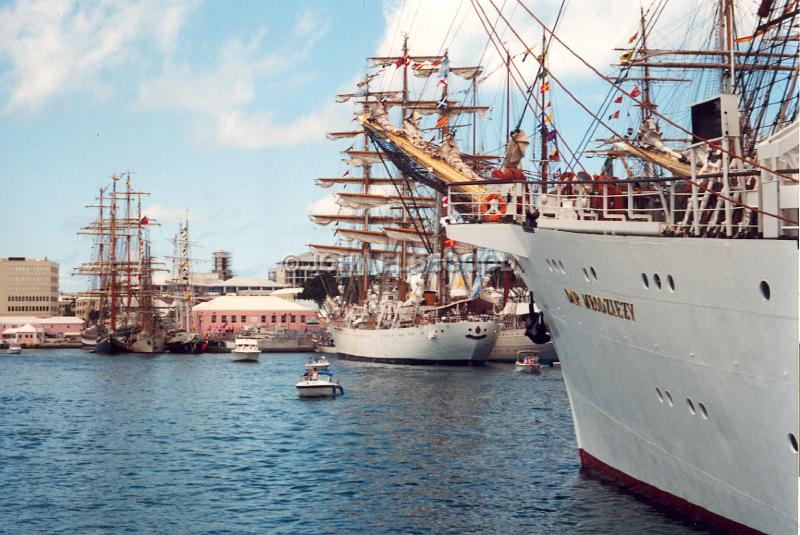 IMG_JE.TS20.jpg - Tall Ships docked in Hamilton, Bermuda