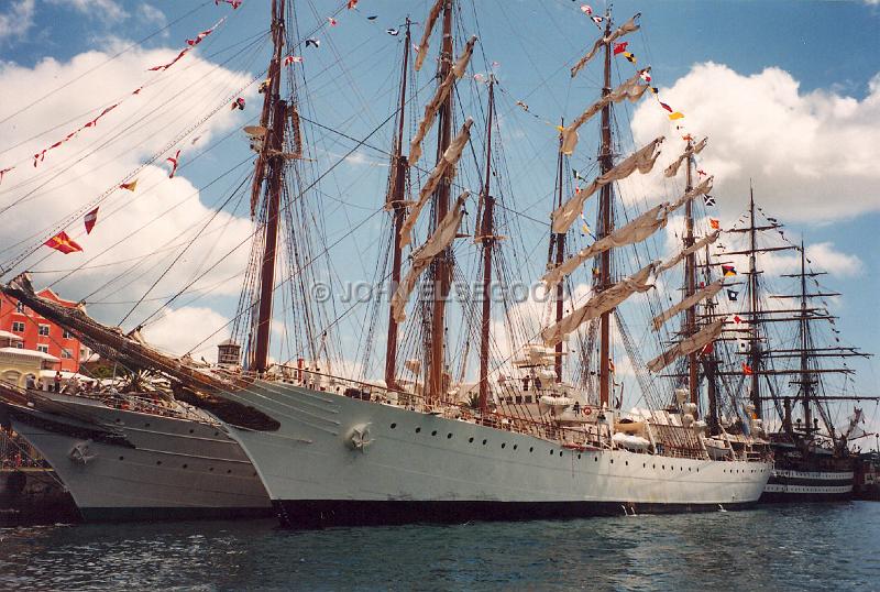 IMG_JE.TS26.jpg - Tall Ships docked in Hamilton, Bermuda