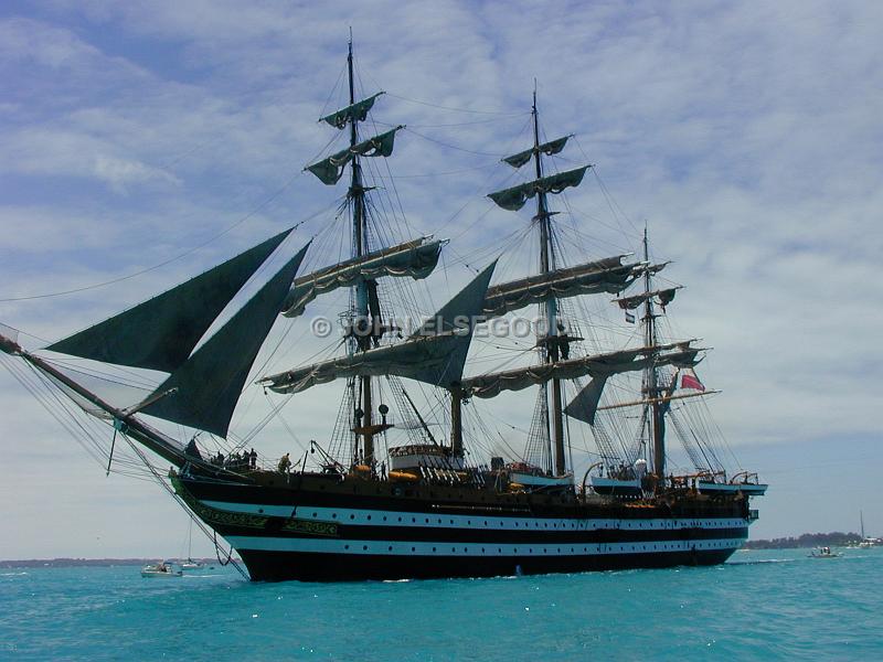 IMG_JE.TS30.JPG - Tall Ship in Hamilton Harbour, Bermuda