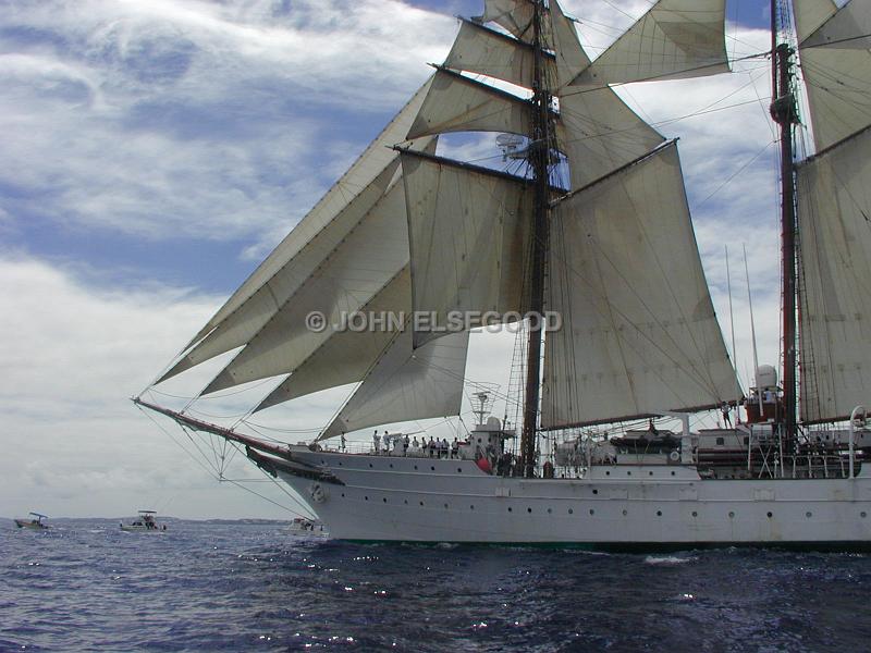 IMG_JE.TS33.JPG - Tall Ship in Hamilton Harbour, Bermuda