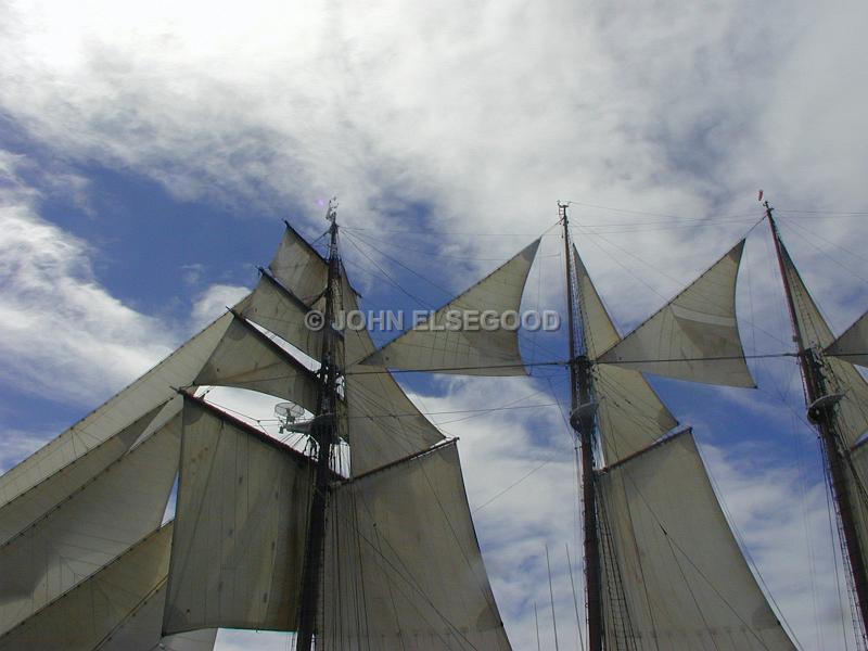 IMG_JE.TS34.JPG - Tall Ship sails, Bermuda