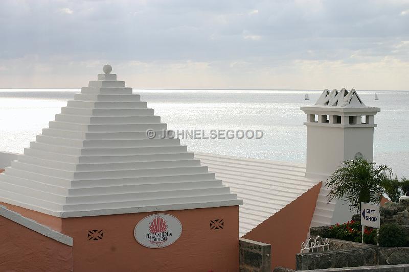 IMG_JE.R05.JPG - Roofline at The Reefs, South Shore, Bermuda